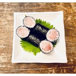 Yellowtail Hand Roll