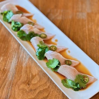 Yellowtail Jalapeno (6pc)